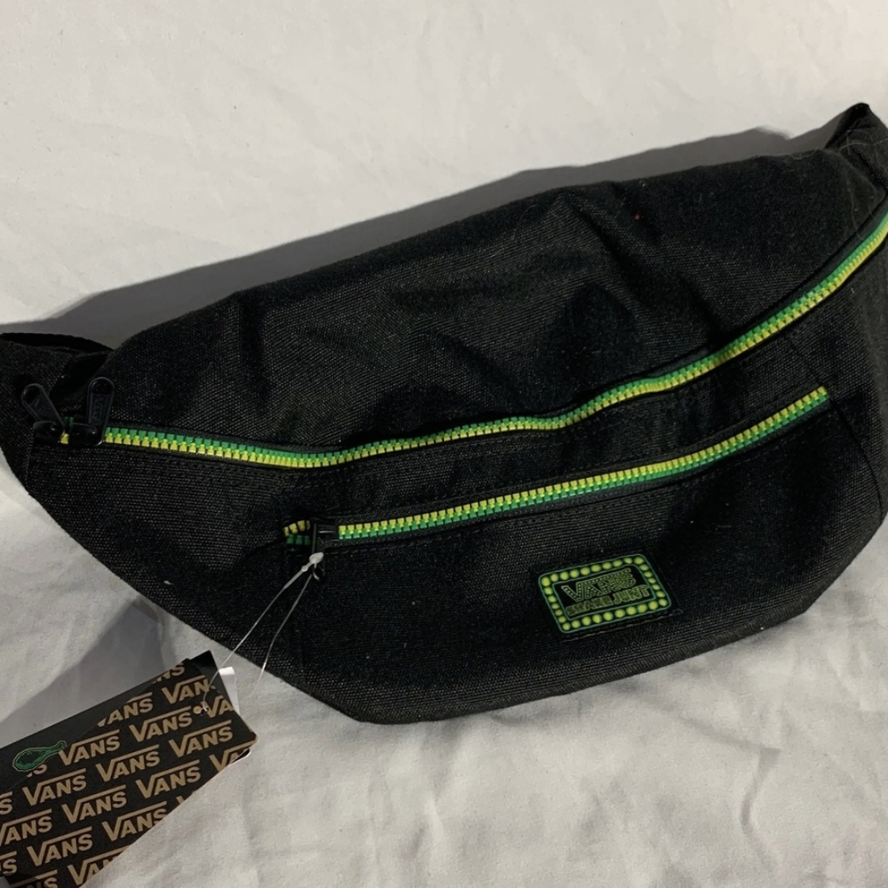 NWT New Vans x Shake Junt Collaboration Cross Body Bag BeltBag